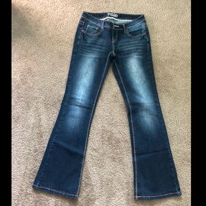 ❌ Reign Dark Wash Jeans